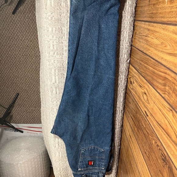 Insulated Wangler Riggs work pant - Picture 4 of 4